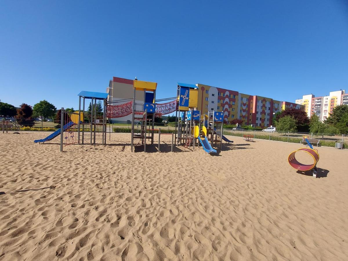 Wygodny Przestronny Apartament Janowskie Blonia Rumia Εξωτερικό φωτογραφία