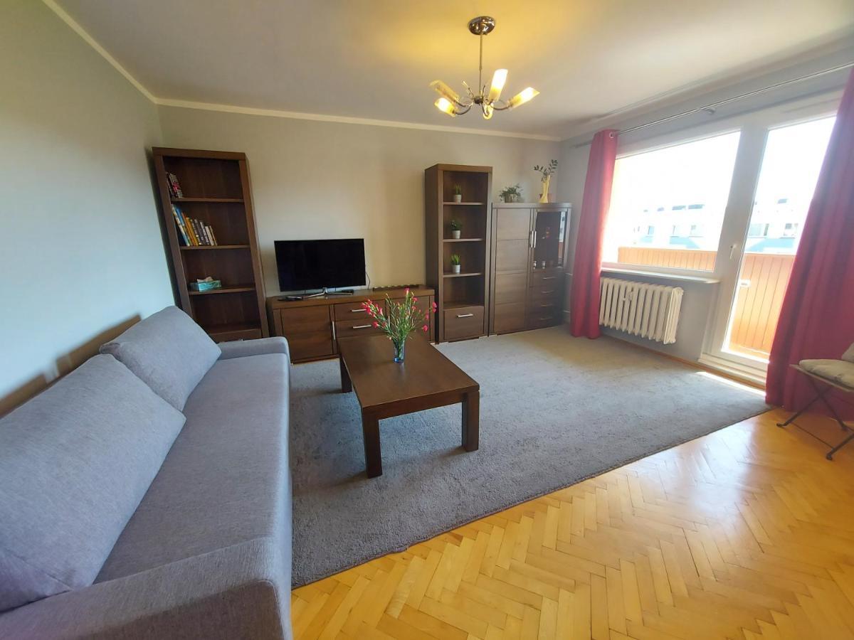 Wygodny Przestronny Apartament Janowskie Blonia Rumia Εξωτερικό φωτογραφία