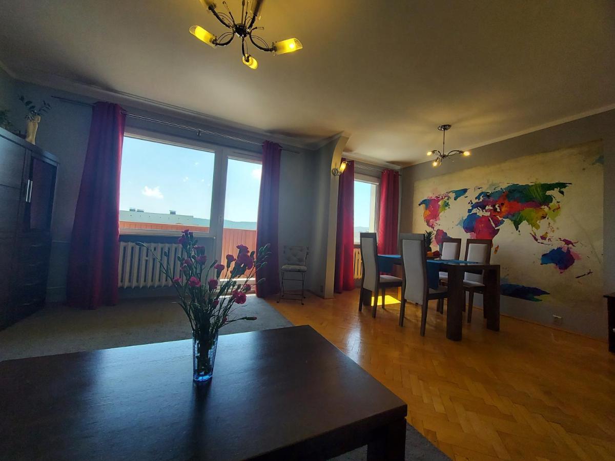 Wygodny Przestronny Apartament Janowskie Blonia Rumia Εξωτερικό φωτογραφία